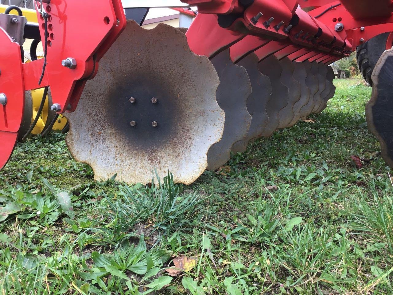 Kurzscheibenegge des Typs Pöttinger TERRADISC 3001, Neumaschine in Burgbernheim (Bild 7)