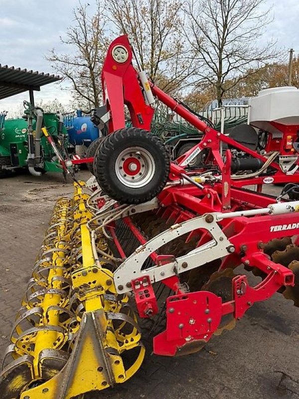 Kurzscheibenegge del tipo Pöttinger Terradisc 6001 T mit APV Streuer, Gebrauchtmaschine In Ostercappeln (Immagine 10)