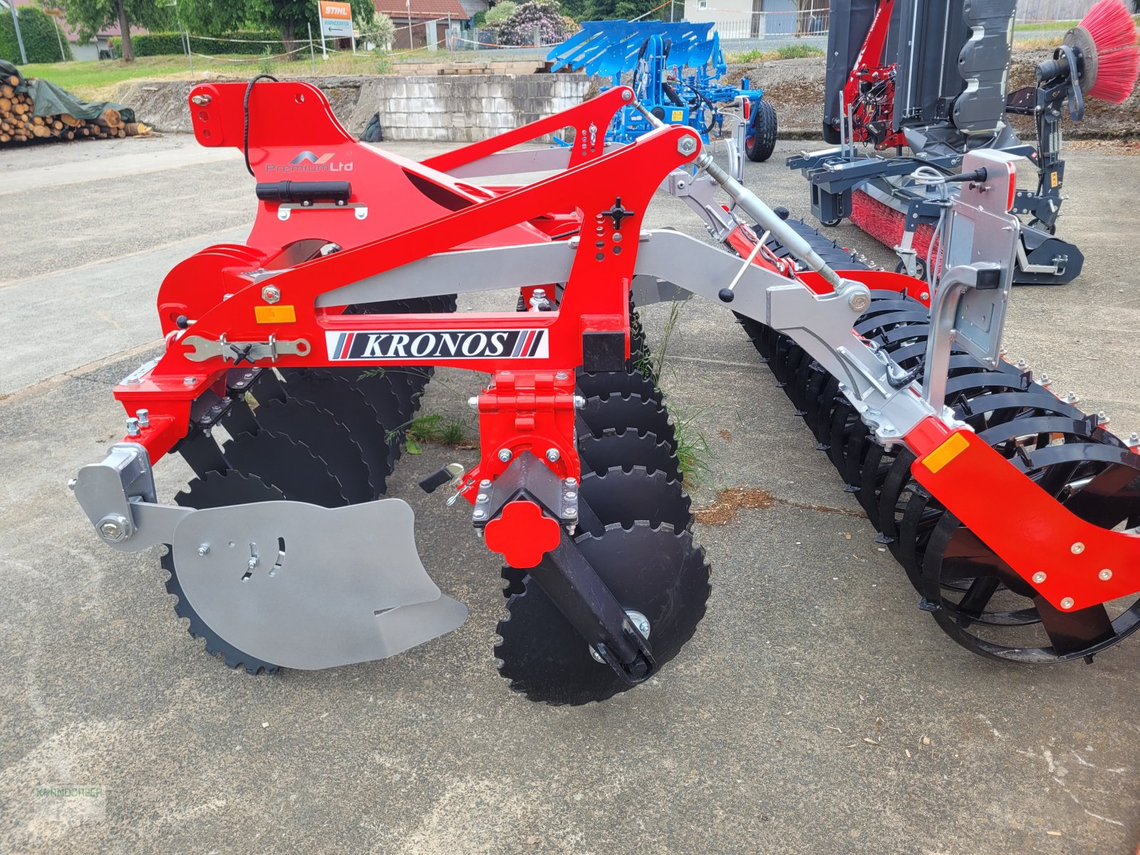 Kurzscheibenegge van het type PremiumLtd Kronos 300, Neumaschine in Rehau (Foto 2)