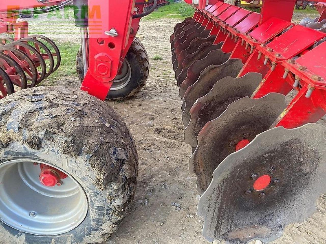 Kurzscheibenegge des Typs Quivogne diskator 610, Gebrauchtmaschine in SZEGED (Bild 5)