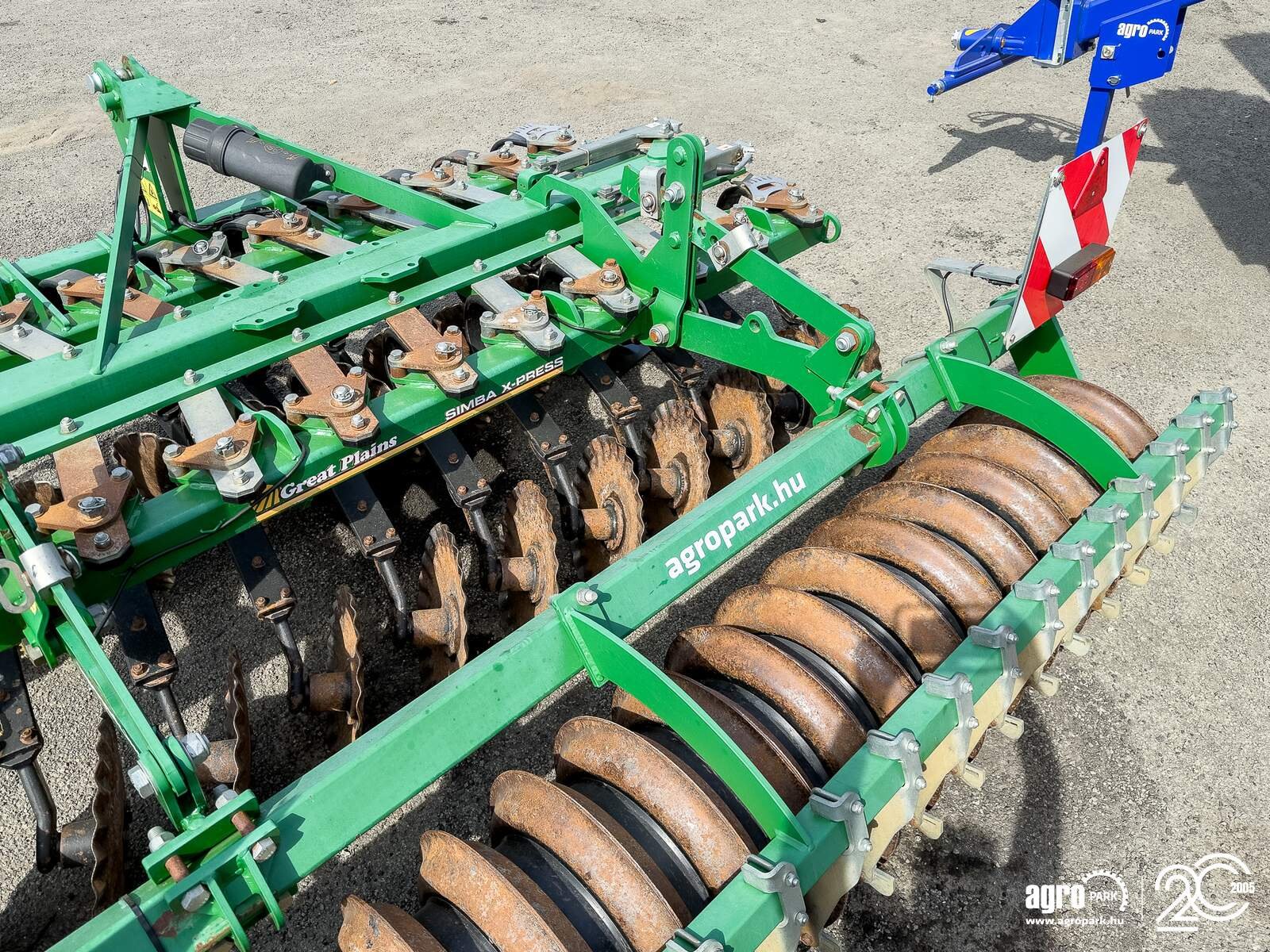 Kurzscheibenegge des Typs Simba X-Press 3.0 3 m short disc, with 22 discs, with DD600 roller, Gebrauchtmaschine in Csengele (Bild 14)