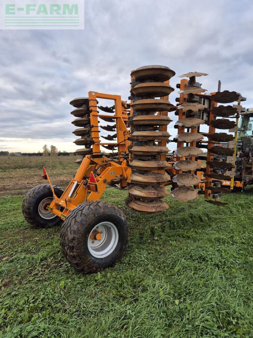 Kurzscheibenegge des Typs Simba X-PRESS 4,6M, Gebrauchtmaschine in ELEJA (Bild 1)