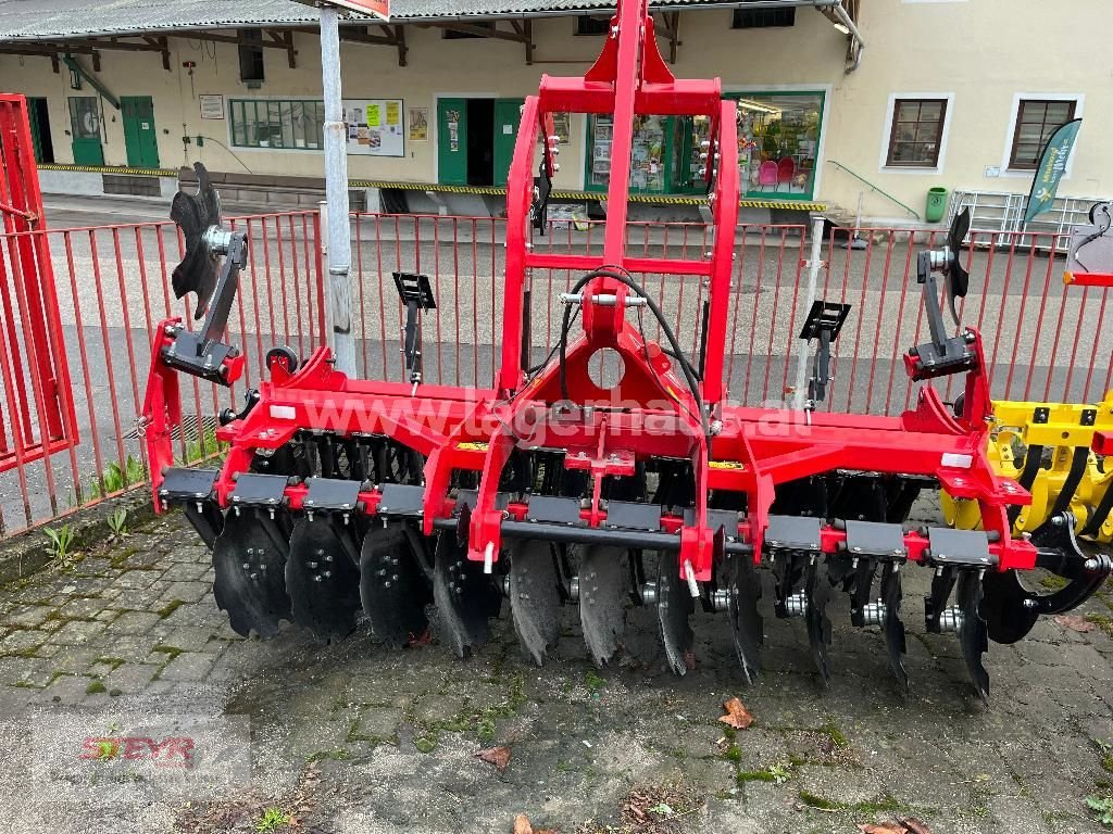 Kurzscheibenegge del tipo Sonstige GLADIATOR 3M AUSSTELLUNGSMASCHINE, Neumaschine In Kilb (Immagine 1)