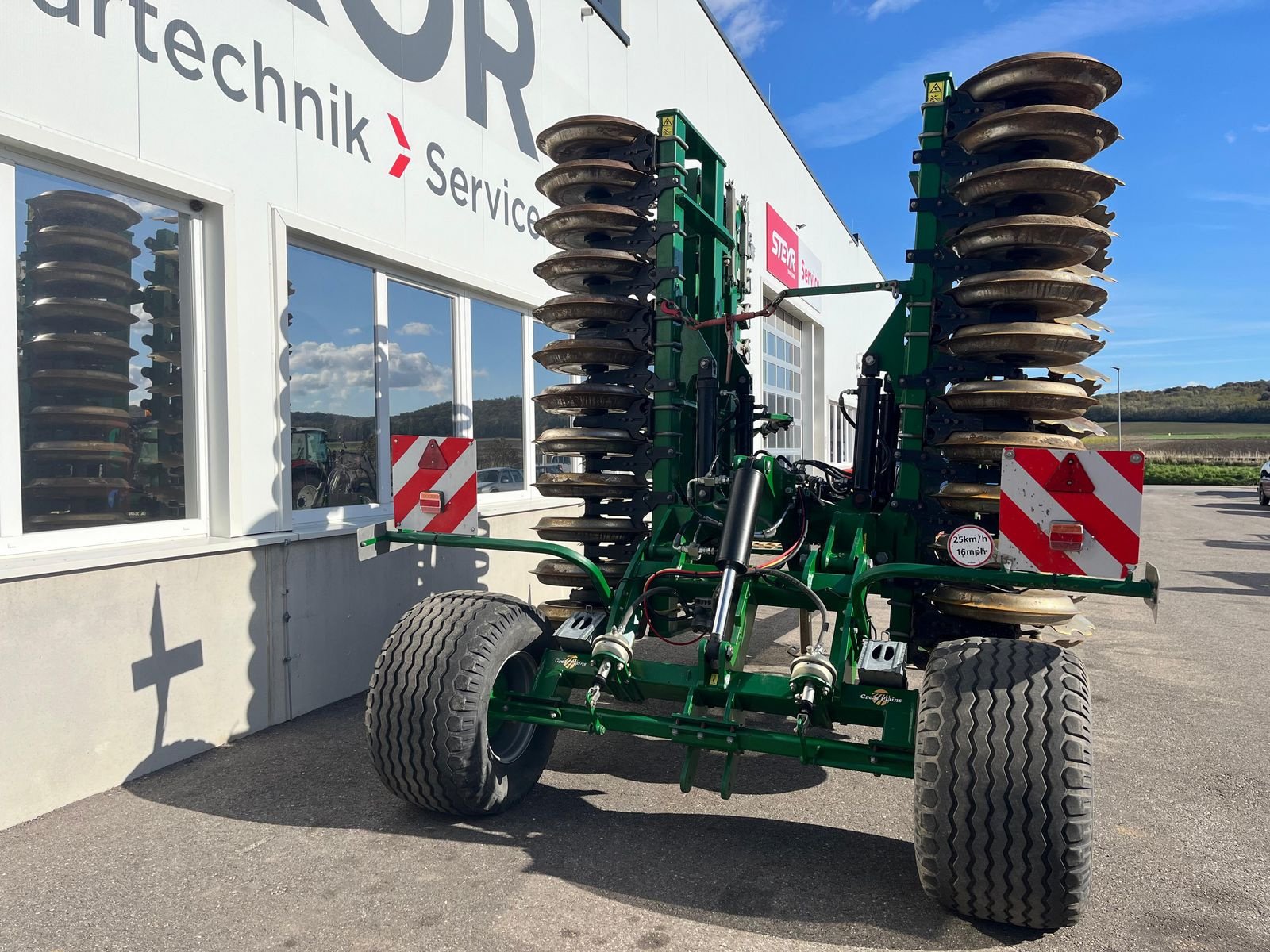 Kurzscheibenegge от тип Sonstige Great Plains Kurzscheibenegge TRXP 5,5, Gebrauchtmaschine в Harmannsdorf (Снимка 3)