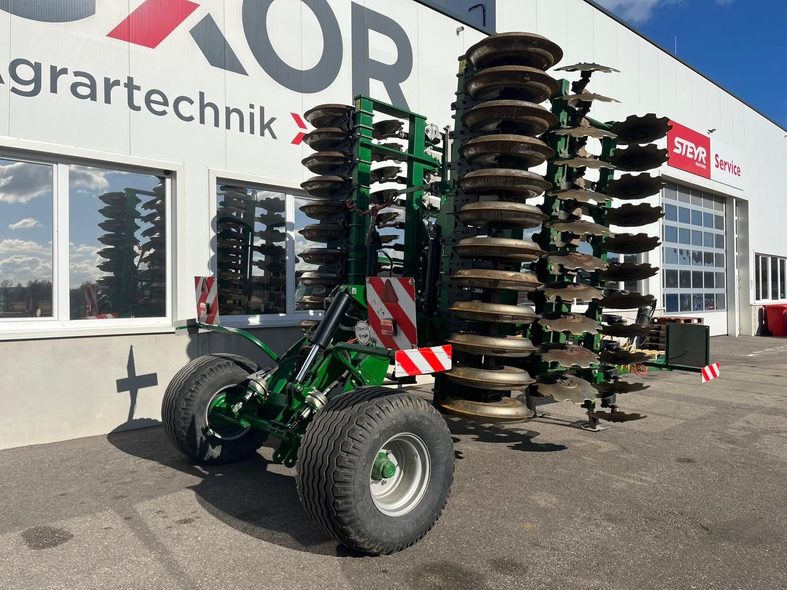 Kurzscheibenegge от тип Sonstige Great Plains Kurzscheibenegge TRXP 5,5, Gebrauchtmaschine в Harmannsdorf (Снимка 5)