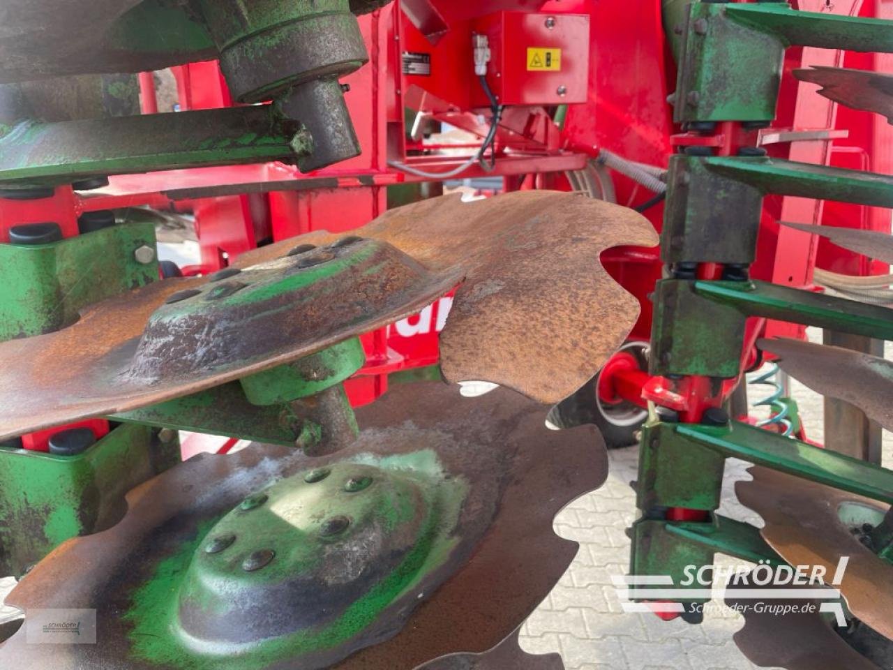 Kurzscheibenegge Türe ait Sonstige UNIA - MARS T XXL 4,50 M, Gebrauchtmaschine içinde Wildeshausen (resim 13)