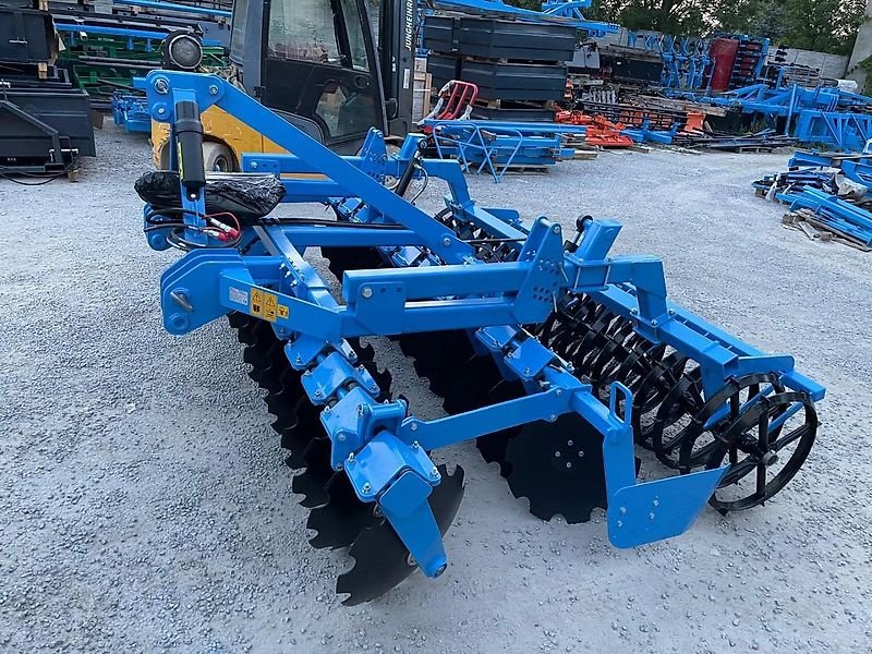 Kurzscheibenegge des Typs SVD Kurzscheibenegge 3 Meter - mit Dachringwalze, Neumaschine in Neureichenau (Bild 5)