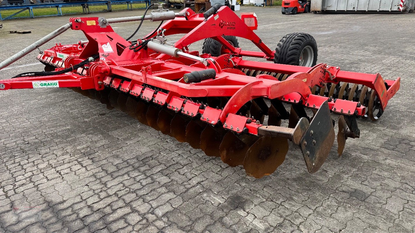 Kurzscheibenegge typu Top Agro SHARK 6.0 GRANO-SYSTEM  Hydr. 6,0m, Gebrauchtmaschine v Neubrandenburg (Obrázek 15)