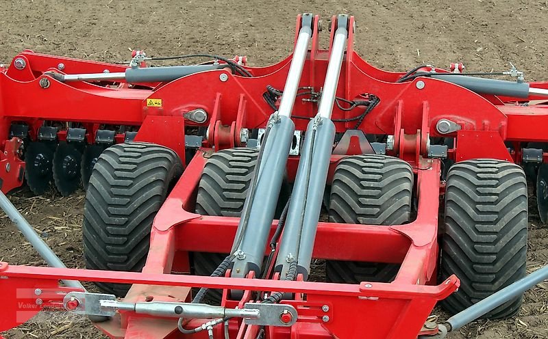 Kurzscheibenegge du type Unia Ares XL 12 H Kurzscheibenegge 12 m, Neumaschine en Ostheim/Rhön (Photo 15)