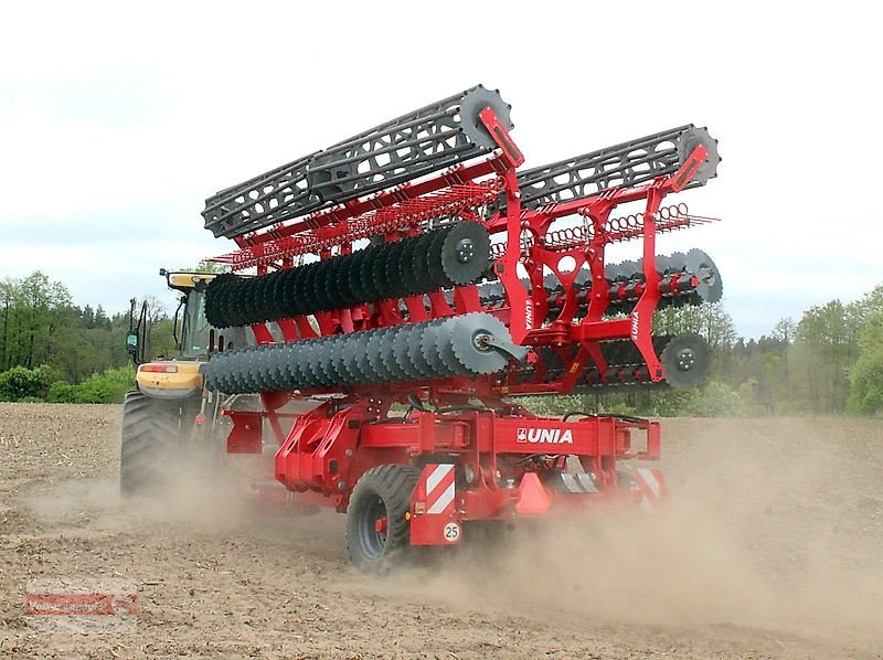 Kurzscheibenegge du type Unia Ares XL 12 H Kurzscheibenegge 12 m, Neumaschine en Ostheim/Rhön (Photo 3)