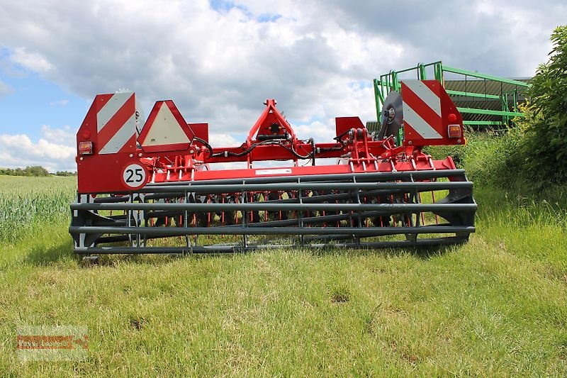 Kurzscheibenegge des Typs Unia Ares XL 3 Kurzscheibenegge Rohrstabwalze 3 m, Neumaschine in Ostheim/Rhön (Bild 11)