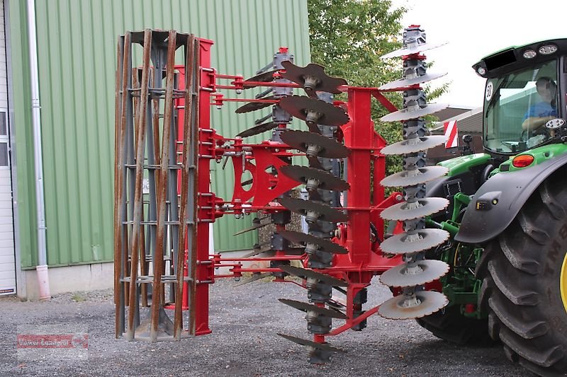 Kurzscheibenegge des Typs Unia Ares XL 4,5 Kurzscheibenegge 4,5 m Rohrstabwalze, Vorführmaschine in Ostheim/Rhön (Bild 4)