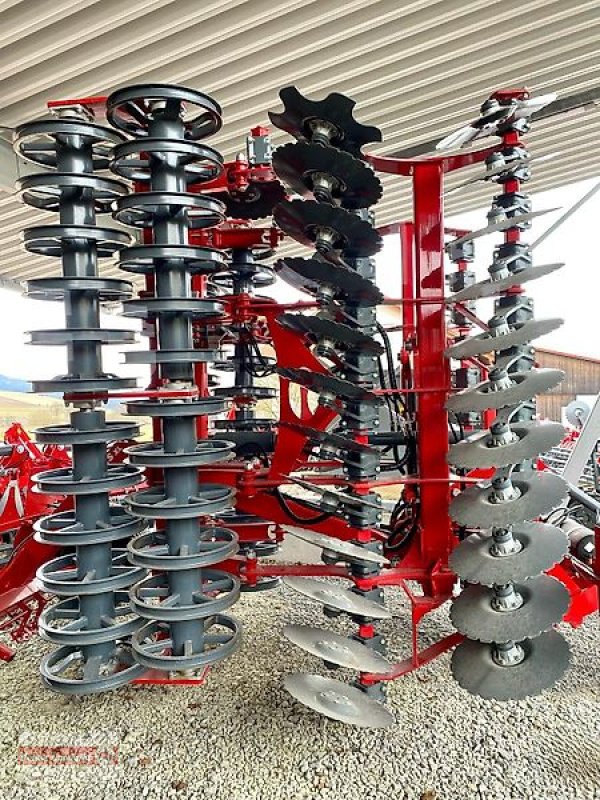 Kurzscheibenegge des Typs Unia Ares XL H 6 Kurzscheibenegge mit Fahrgestell 6 m Doppel U-Walze, Neumaschine in Ostheim/Rhön (Bild 5)