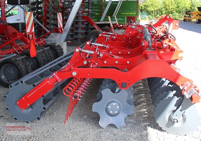 Kurzscheibenegge des Typs Unia Ares XLH 6 Kurzscheibenegge 6 m Rohrstabwalze, Neumaschine in Ostheim/Rhön (Bild 5)