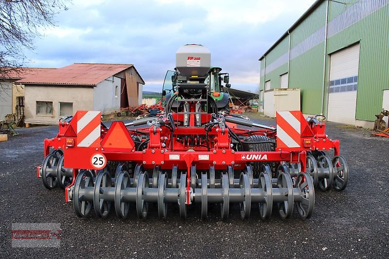 Kurzscheibenegge del tipo Unia Ares XM 6 Kurzscheibenegge 560 mm Scheibe 400 mm Messerwalze, Neumaschine In Ostheim/Rhön (Immagine 4)