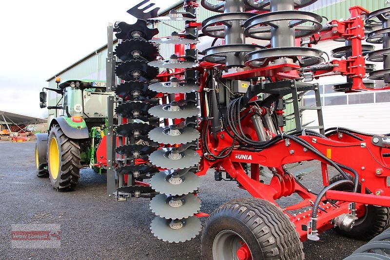 Kurzscheibenegge des Typs Unia Ares XM 6 Kurzscheibenegge 560 mm Scheibe 400 mm Messerwalze, Neumaschine in Ostheim/Rhön (Bild 12)