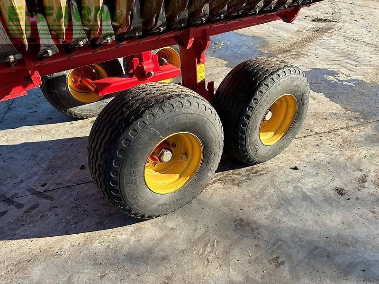 Kurzscheibenegge a típus Väderstad carrier 650, Gebrauchtmaschine ekkor: SZEGED (Kép 18)