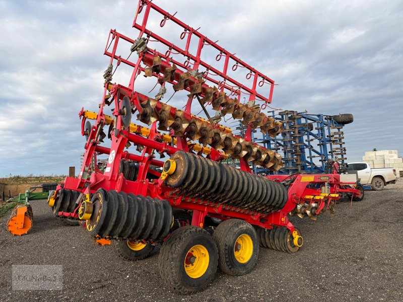 Kurzscheibenegge типа Väderstad Carrier CR 820 mit Striegel, Gebrauchtmaschine в Prenzlau (Фотография 2)