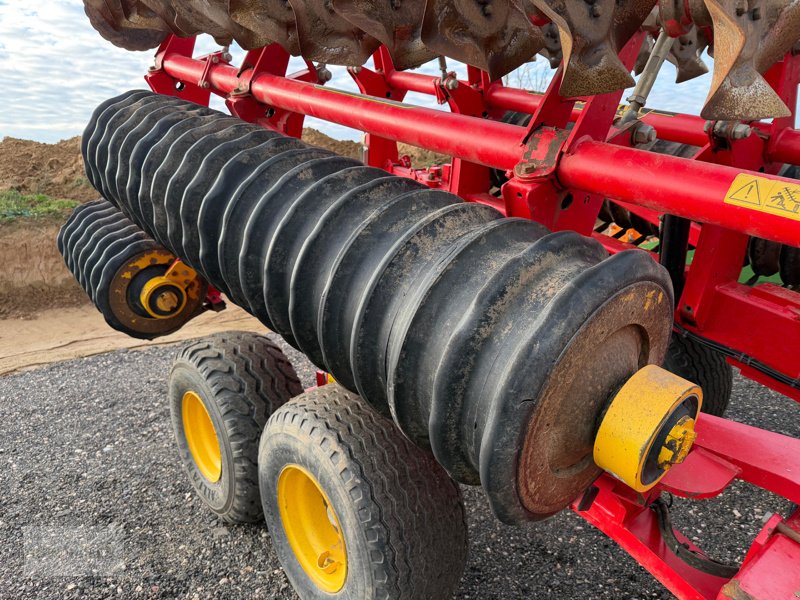 Kurzscheibenegge типа Väderstad Carrier CR 820 mit Striegel, Gebrauchtmaschine в Prenzlau (Фотография 17)