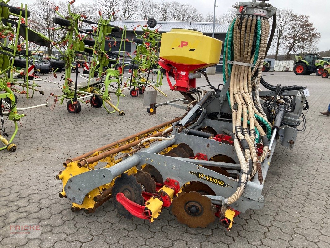 Kurzscheibenegge του τύπου Väderstad CRX 625 mit APV PS 500 Streuer, Gebrauchtmaschine σε Bockel - Gyhum (Φωτογραφία 4)