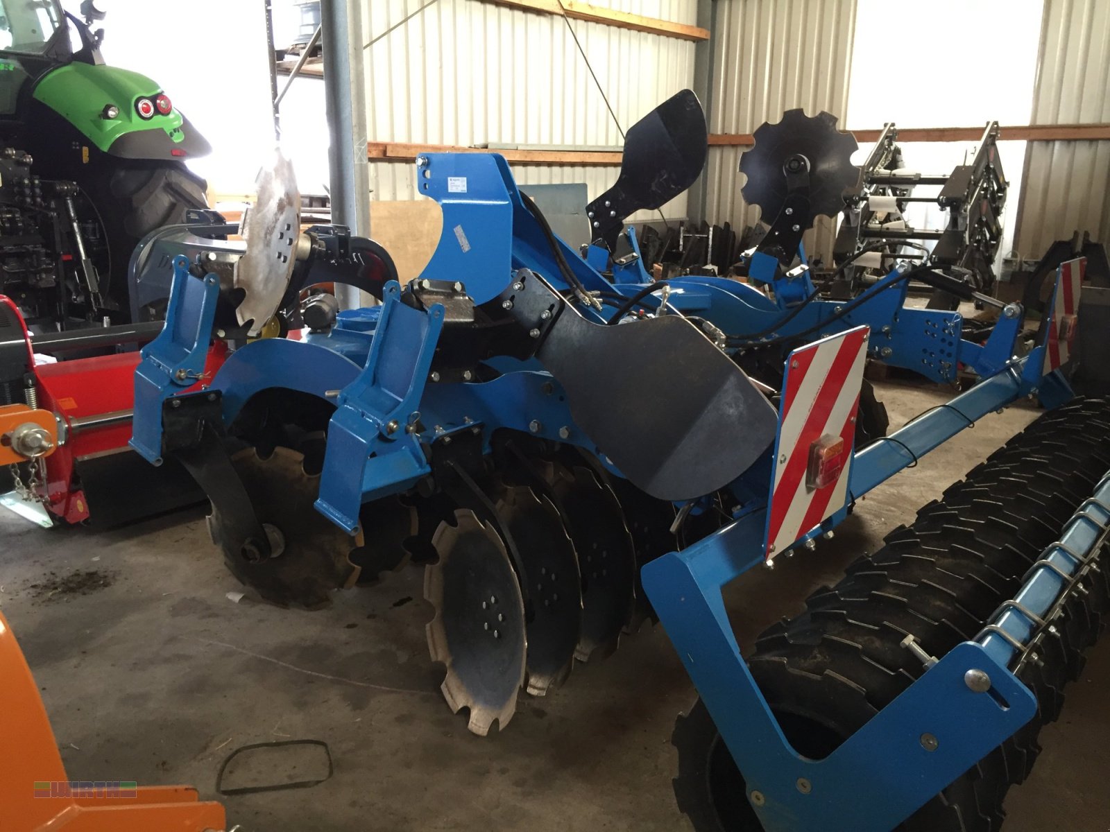 Kurzscheibenegge del tipo ZAGRODA Scheibenegge DH 300/ 3 m, 610er Scheiben, schwere Ausführung, hydr. Tiefeneinstellung, Vorführgerät 1x eingesetzt, Gebrauchtmaschine In Buchdorf (Immagine 6)