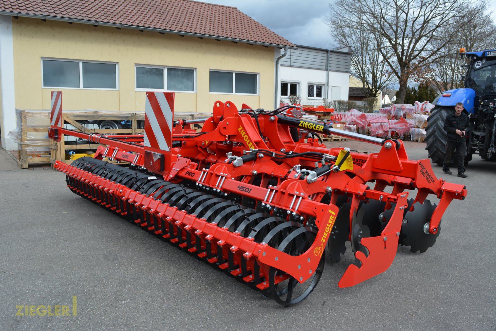 Kurzscheibenegge des Typs Ziegler Disc Master 4501, Neumaschine in Pöttmes (Bild 2)