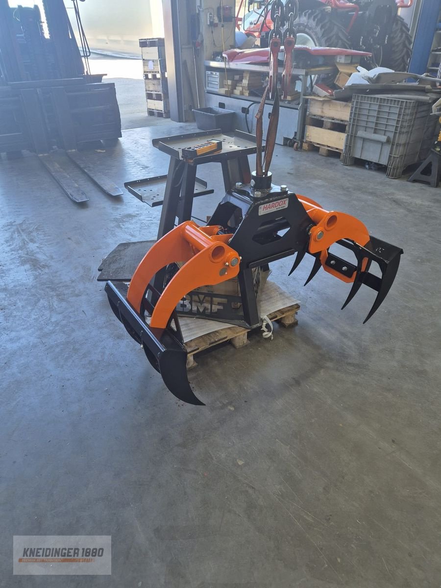 Ladekrane & Rückezange des Typs BMF Diverse Zangenaufsätze, Neumaschine in Altenfelden (Bild 4)