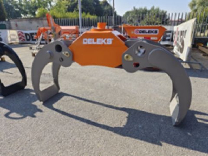 Ladekrane & Rückezange typu Deleks Holzzange Deleks DK-18, Neumaschine v NATTERNBACH (Obrázek 7)