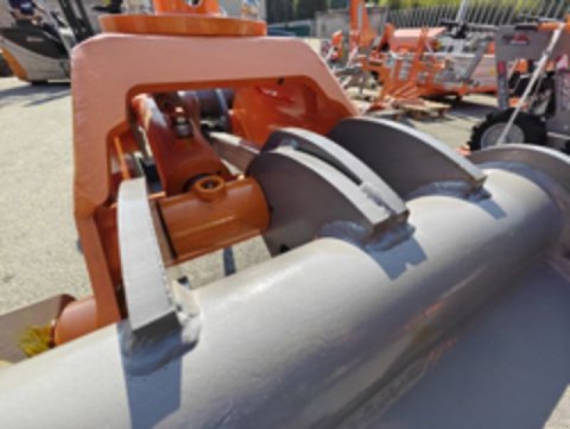 Ladekrane & Rückezange typu Deleks Holzzange Deleks DK-18, Neumaschine v NATTERNBACH (Obrázek 9)