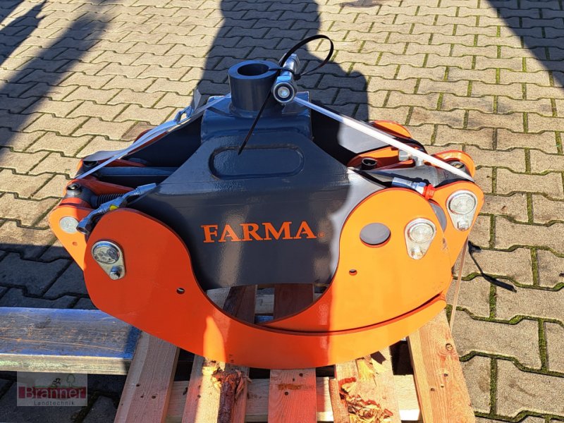 Ladekrane & Rückezange des Typs Farma 0,16, Neumaschine in Titting