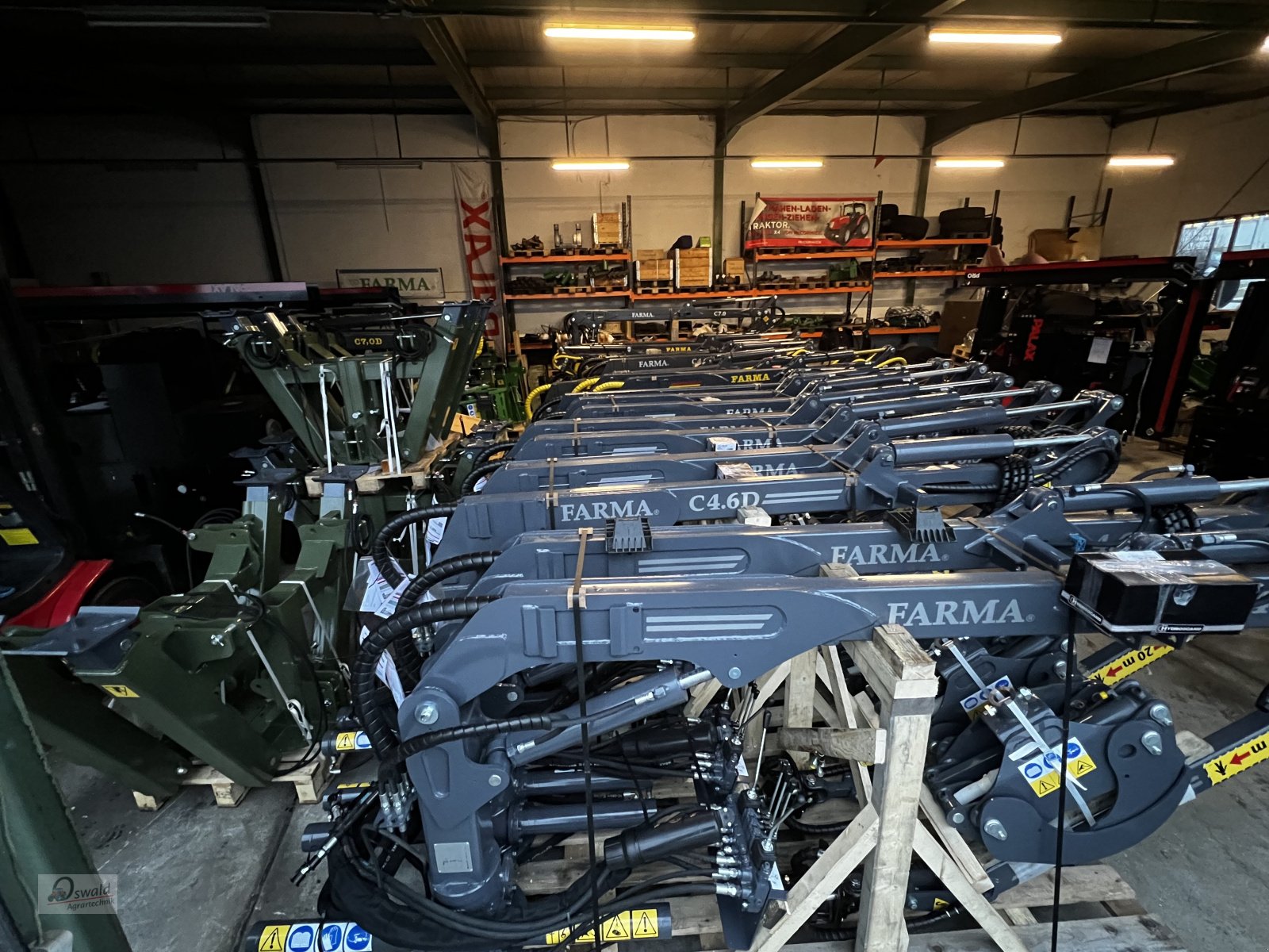 Ladekrane & Rückezange typu Farma Forstkräne von 3,8m bis 8,5m, Neumaschine v Regen (Obrázek 1)