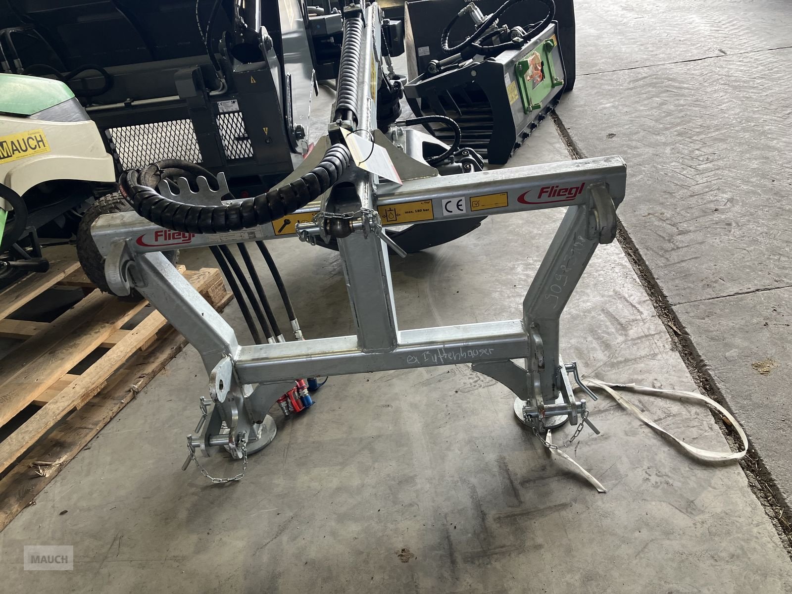 Ladekrane & Rückezange del tipo Fliegl Holzzange, Gebrauchtmaschine en Burgkirchen (Imagen 2)