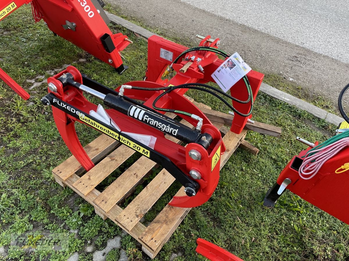 Ladekrane & Rückezange des Typs Fransgard Forstzange HZ 1500, Neumaschine in Pattigham (Bild 1)