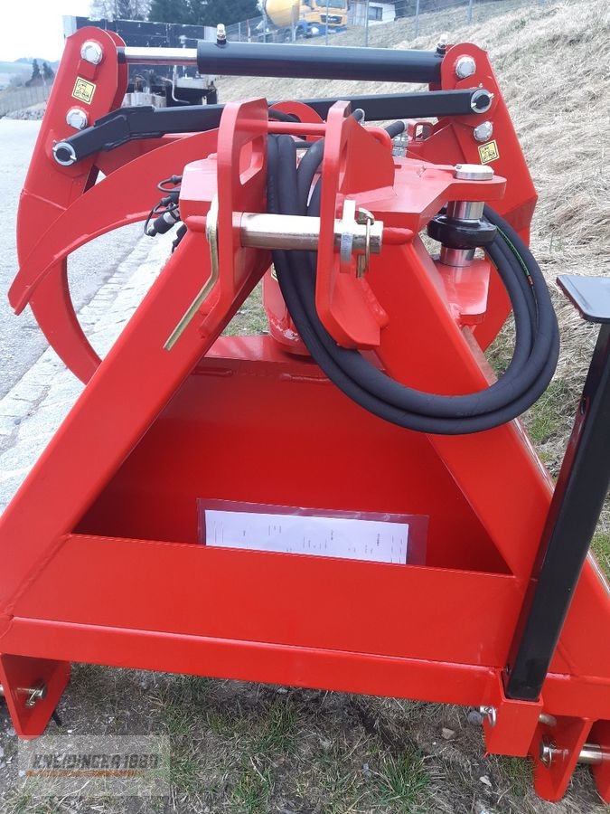 Ladekrane & Rückezange des Typs Fransgard Hz 2300, Neumaschine in Altenfelden (Bild 4)