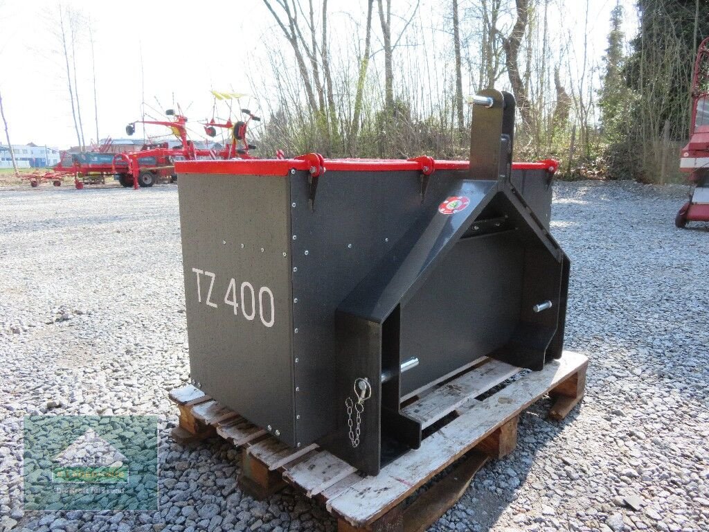 Ladekrane & Rückezange typu Krpan Forstbox TZ 400, Neumaschine v Hofkirchen (Obrázek 3)