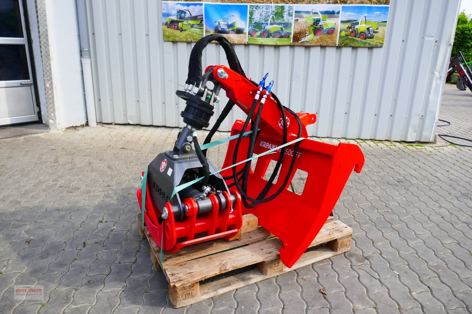 Ladekrane & Rückezange of the type Krpan KL 1500 FF, Neumaschine in Dorfen (Picture 1)