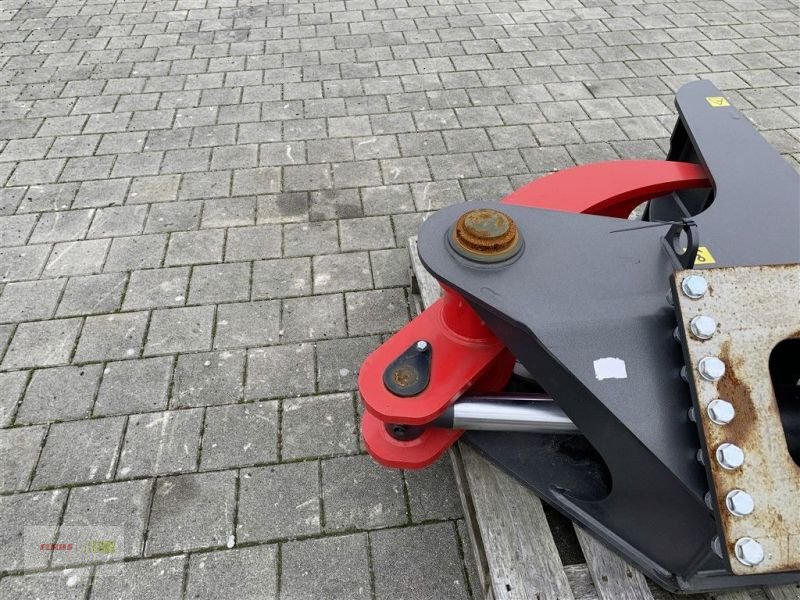 Ladekrane & Rückezange of the type Krpan KS 320 B, Gebrauchtmaschine in Töging am Inn (Picture 5)