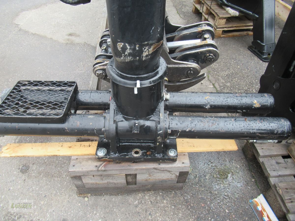 Ladekrane & Rückezange of the type Liv L8.90 HDT, Gebrauchtmaschine in Kaumberg (Picture 6)
