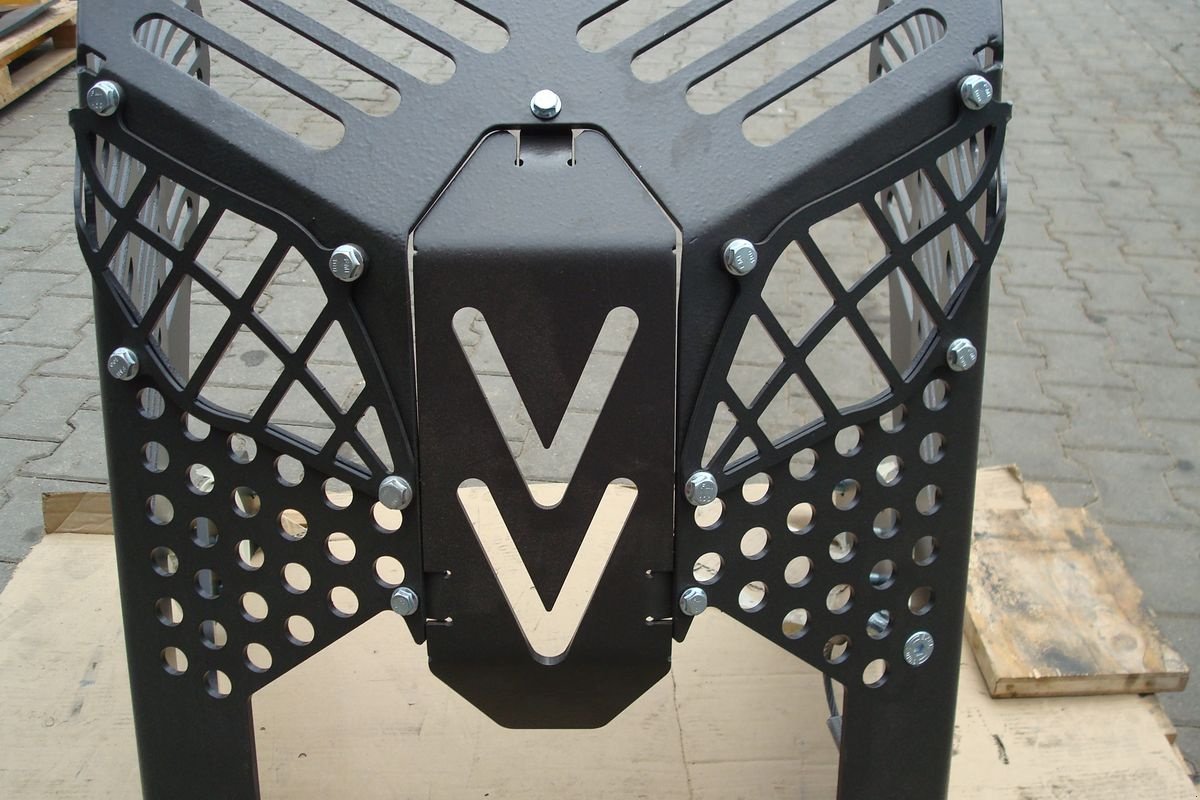 Ladekrane & Rückezange of the type Sonstige Forstmaskenschutz Valtra N135, N155, N175, Neumaschine in Judenburg (Picture 4)