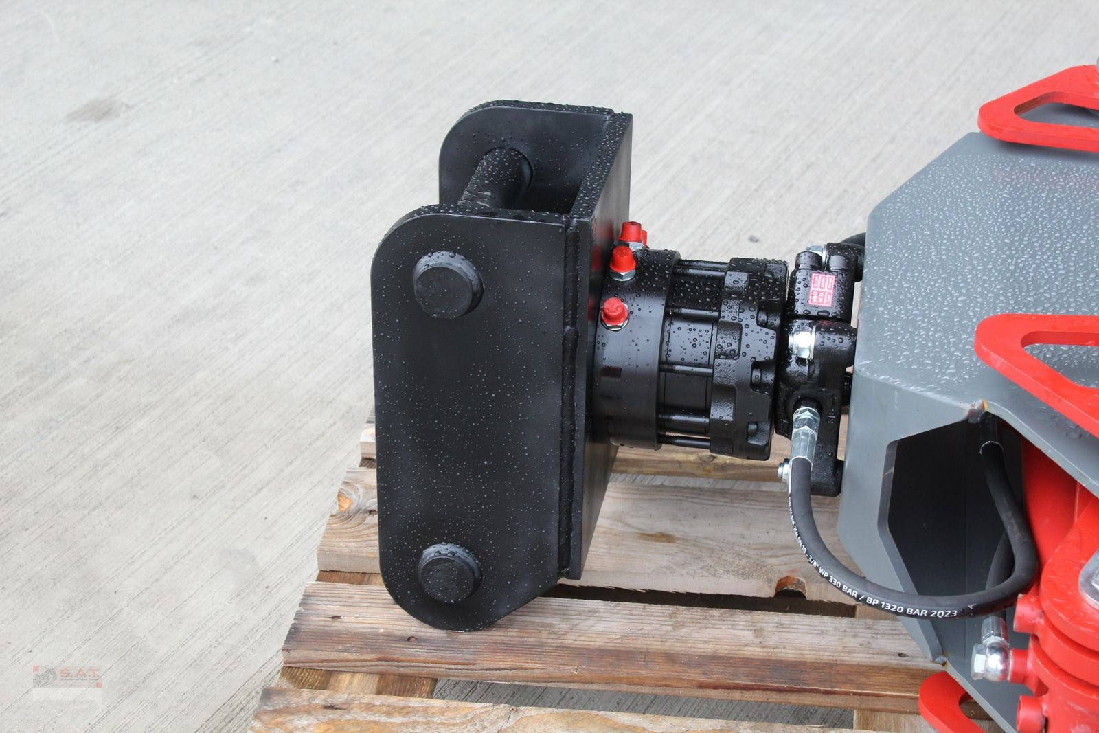 Ladekrane & Rückezange of the type Sonstige Holzzange mit Festanbaurotator und Aufnahme, Neumaschine in Eberschwang (Picture 7)