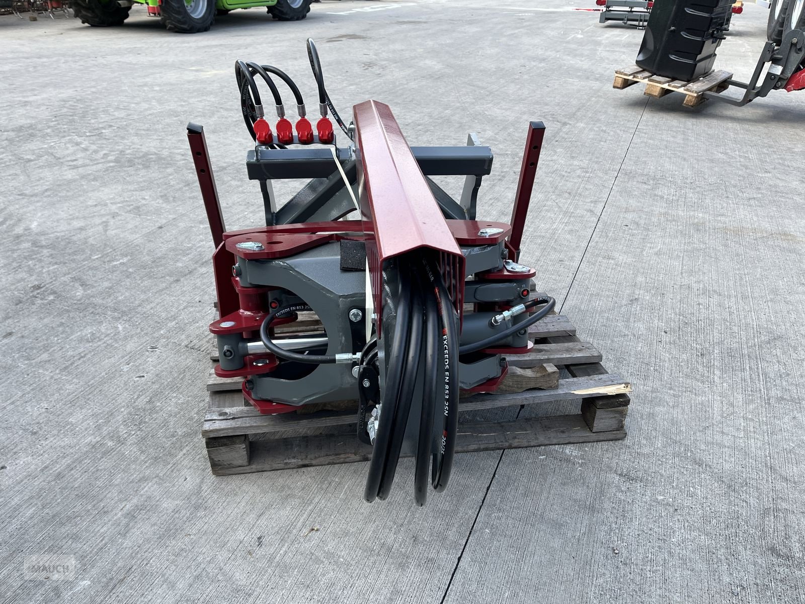 Ladekrane & Rückezange des Typs Sonstige Holzzange WM HV/Dreipunkt 3t mit Rotator, Neumaschine in Burgkirchen (Bild 8)