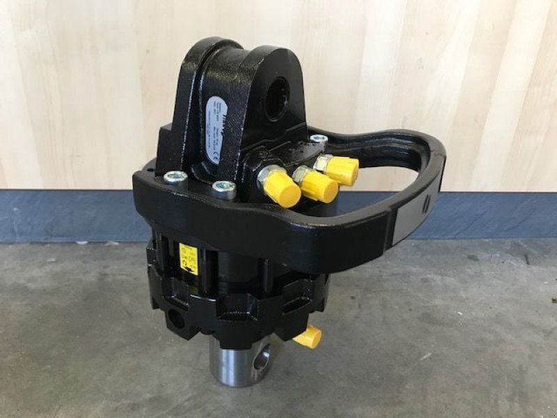 Ladekrane & Rückezange des Typs Sonstige Rotator CR500 Welle DM 69mm 5,5to, Neumaschine in Tamsweg (Bild 1)