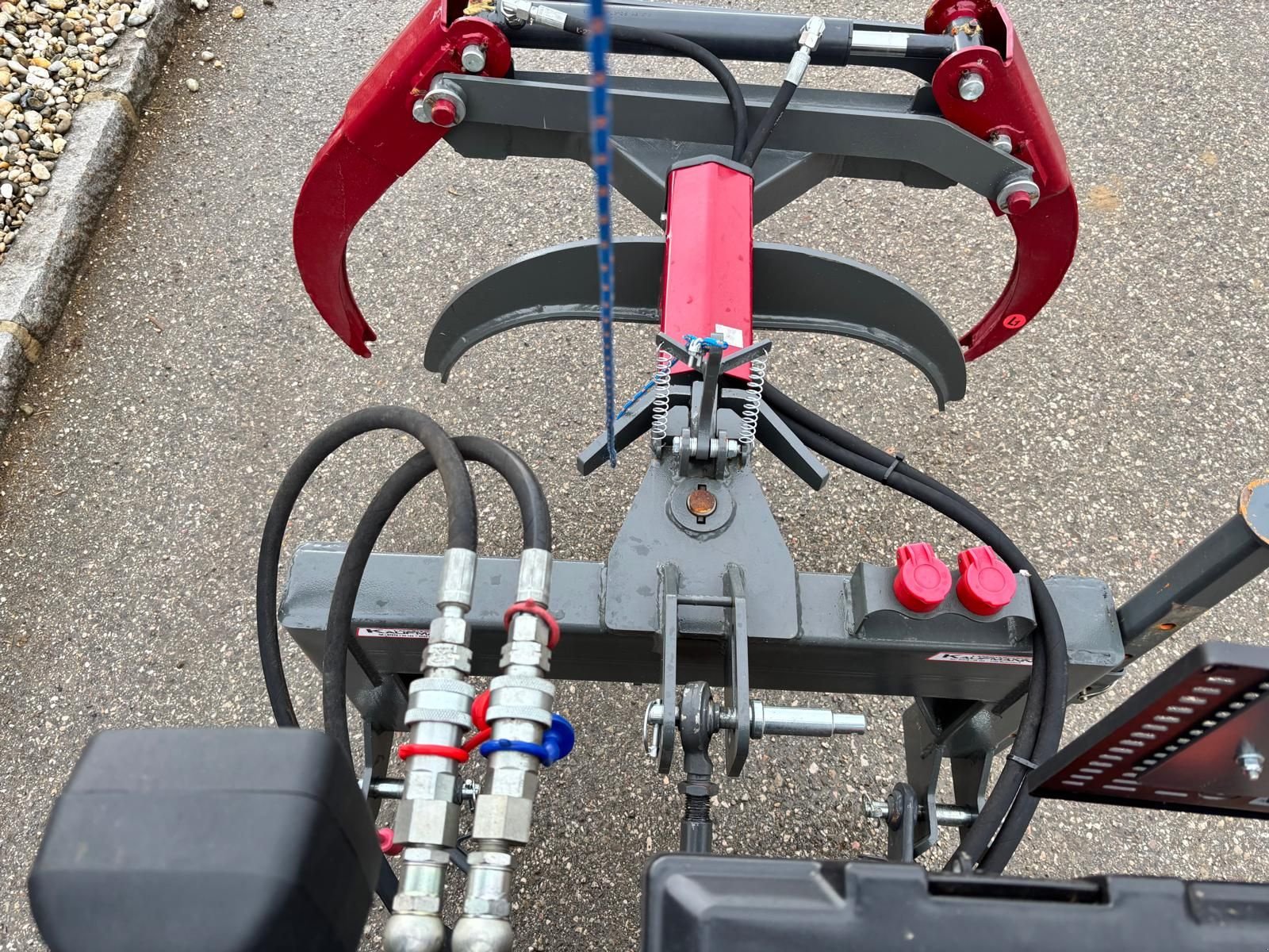 Ladekrane & Rückezange of the type Sonstige Rückezange 1500 Mini, Neumaschine in NATTERNBACH (Picture 18)