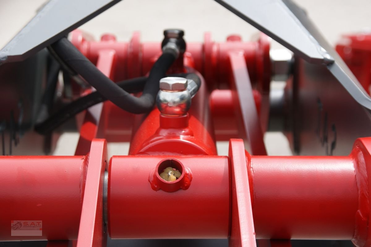 Ladekrane & Rückezange of the type Sonstige Rückezangen 0,95 bis 1,93 m ÖW-NEU, Neumaschine in Eberschwang (Picture 29)