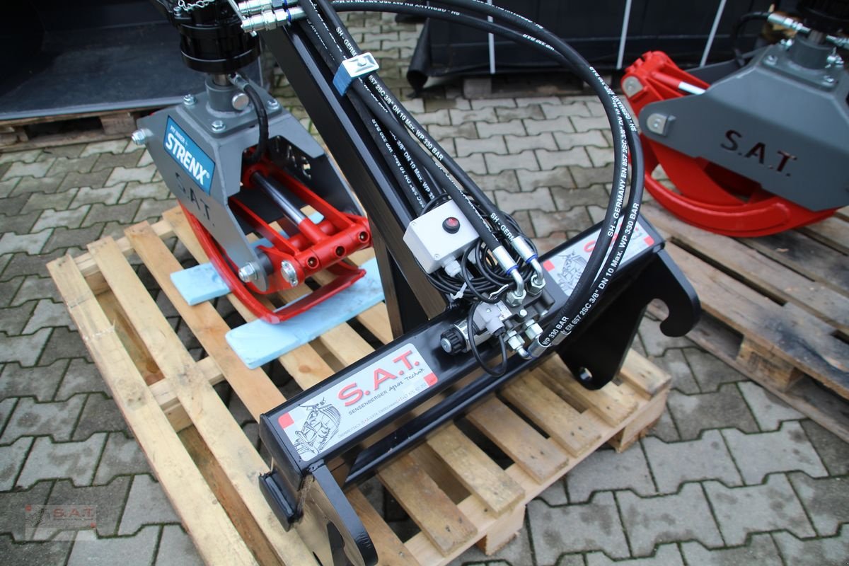 Ladekrane & Rückezange des Typs Sonstige SAT - Rückezange mit Auslegearm - Neumaschine, Neumaschine in Eberschwang (Bild 17)