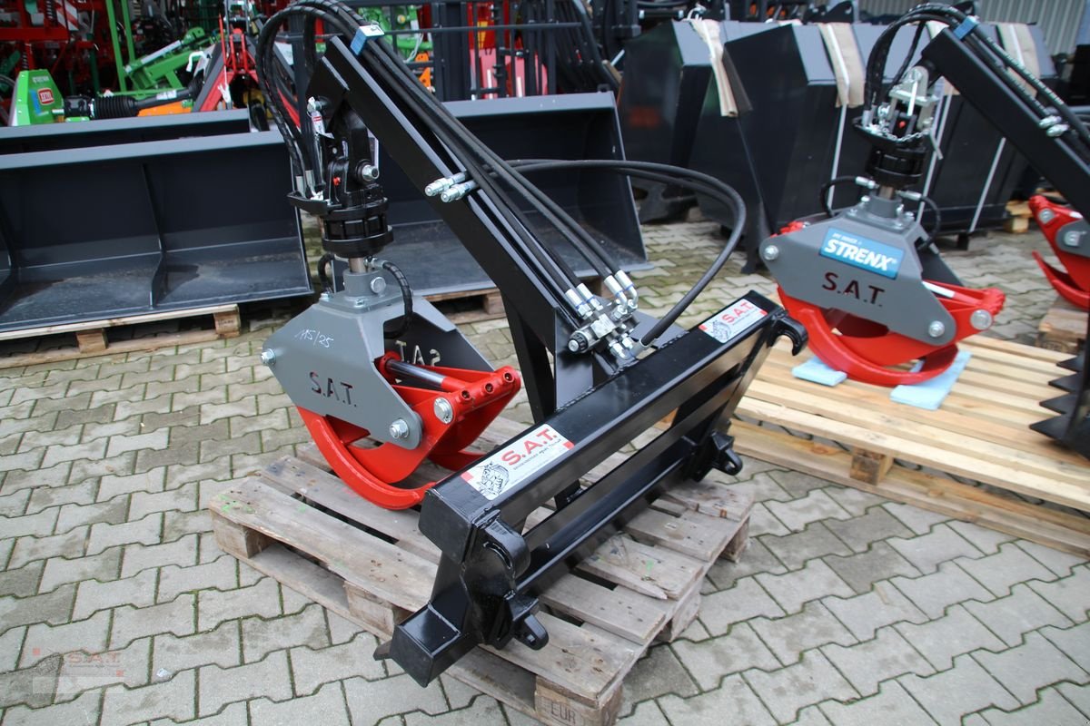 Ladekrane & Rückezange des Typs Sonstige SAT - Rückezange mit Auslegearm - Neumaschine, Neumaschine in Eberschwang (Bild 16)