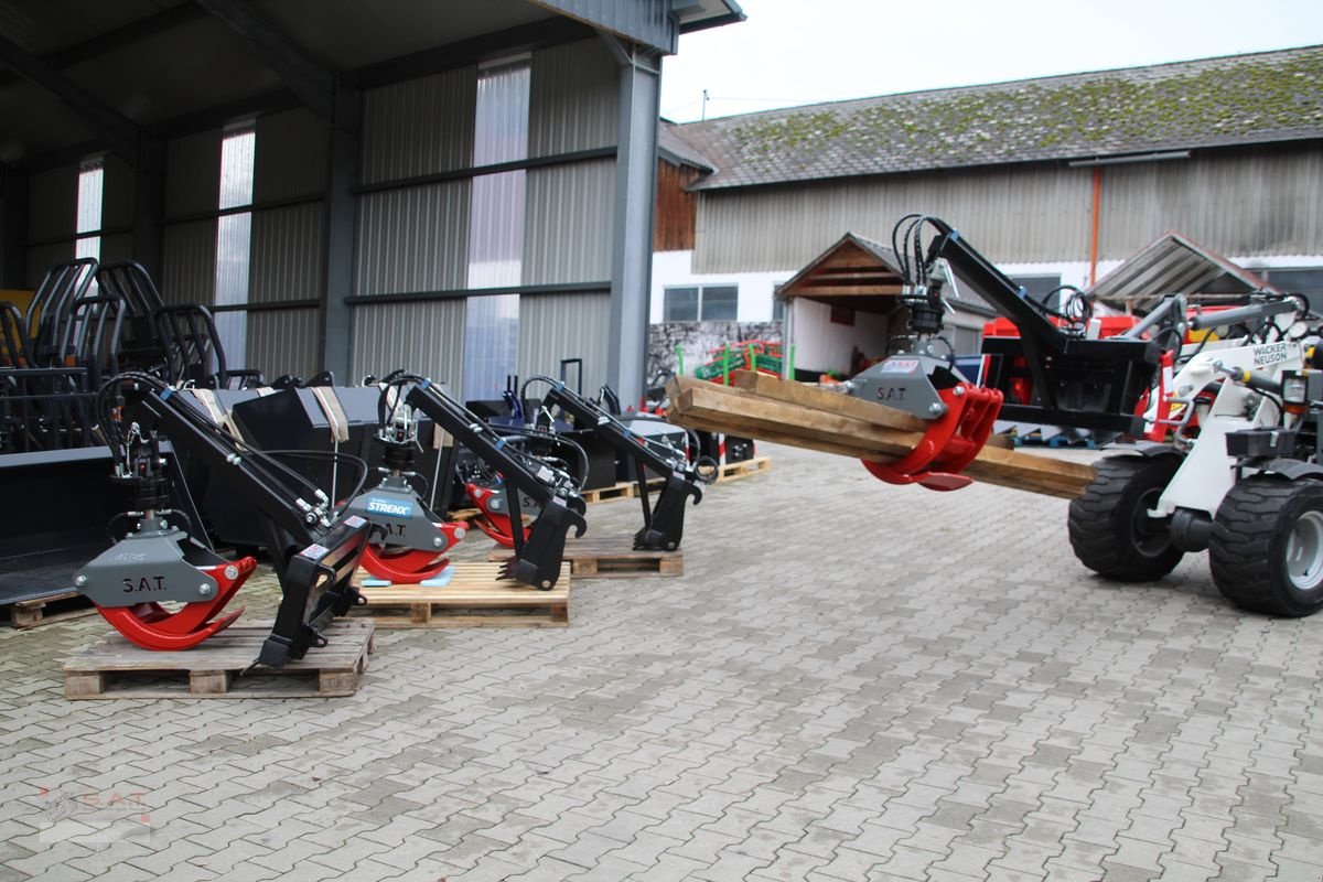 Ladekrane & Rückezange des Typs Sonstige SAT - Rückezange mit Auslegearm - Neumaschine, Neumaschine in Eberschwang (Bild 4)