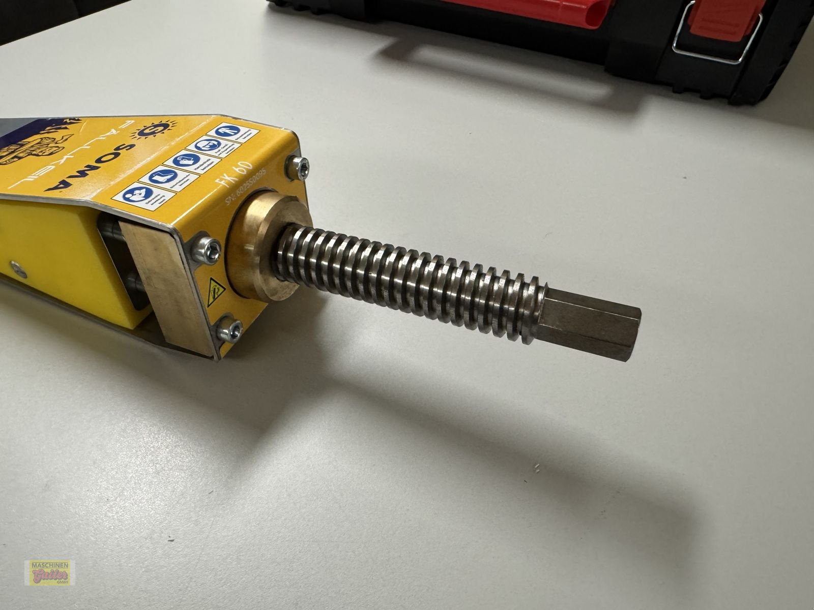 Ladekrane & Rückezange of the type Sonstige SOMA Fällkeil FK60 mit Milwaukee Schlagschrauber, Neumaschine in Kötschach (Picture 8)