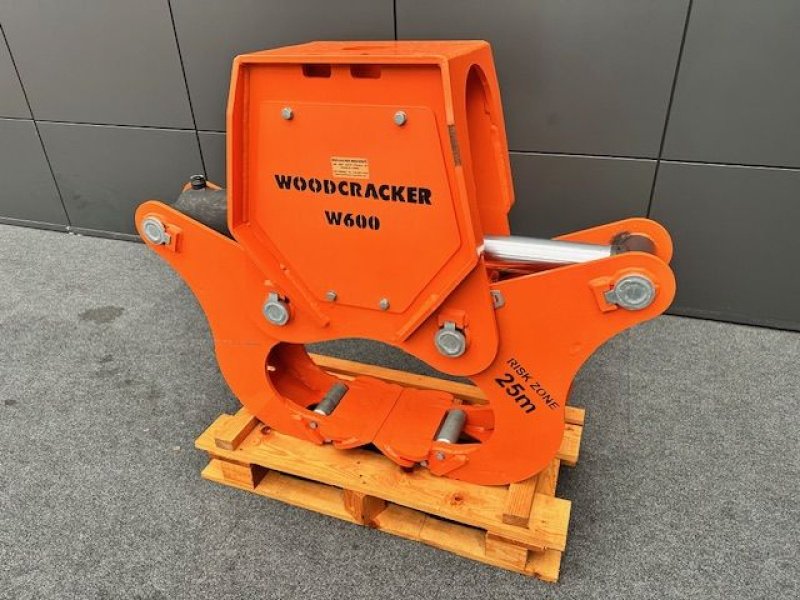 Ladekrane & Rückezange typu Sonstige Spaltzange Woodcracker W600 Ausstellungsstück, Neumaschine v Tamsweg (Obrázek 2)