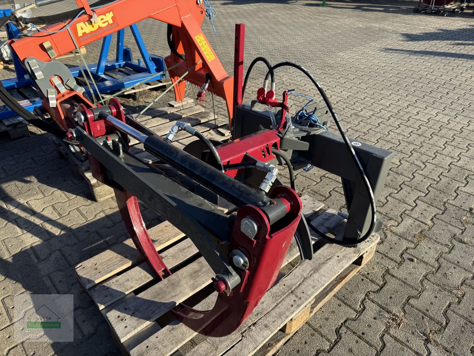 Ladekrane & Rückezange of the type Stekro Baracus Mini 1,5m, Neumaschine in Hartberg (Picture 3)